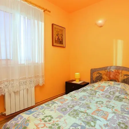 Apartments By The Sea Supetar, Brac - 7549 * Supetar