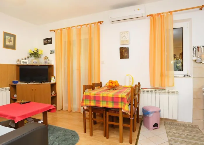 Apartments By The Sea Supetar, Brac - 7549 Lejlighed Supetar