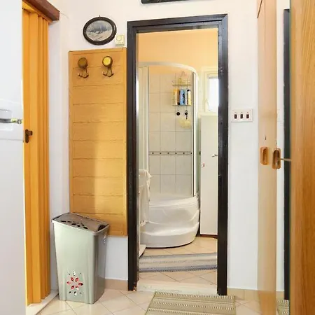 Apartments By The Sea Supetar, Brac - 7549